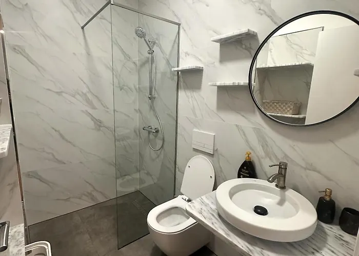 Apartamento Stylish 3bed Quiet Area Univers Laknas